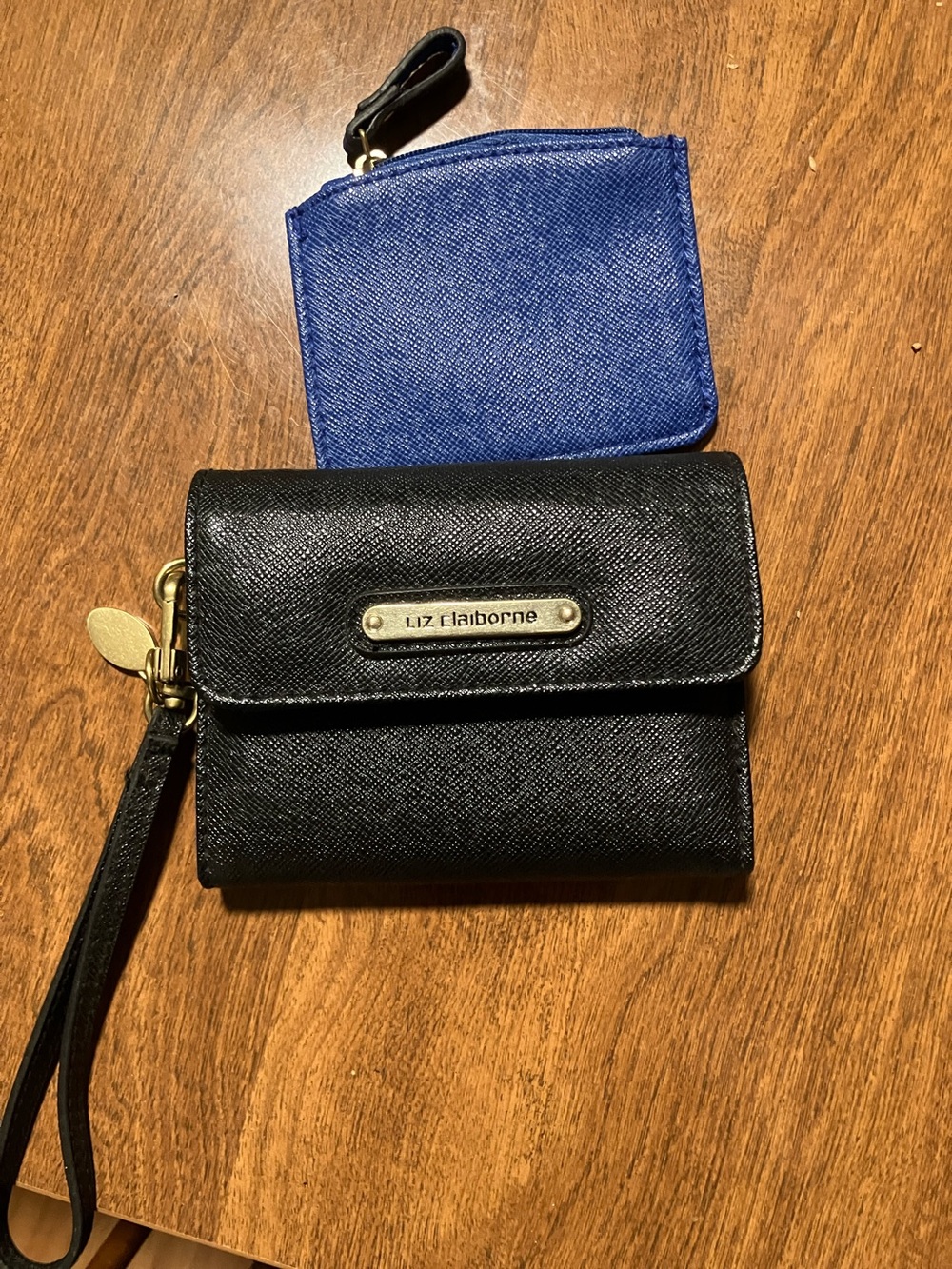 Liz Claiborne Black Wristlet with Blue Coin Pouch
